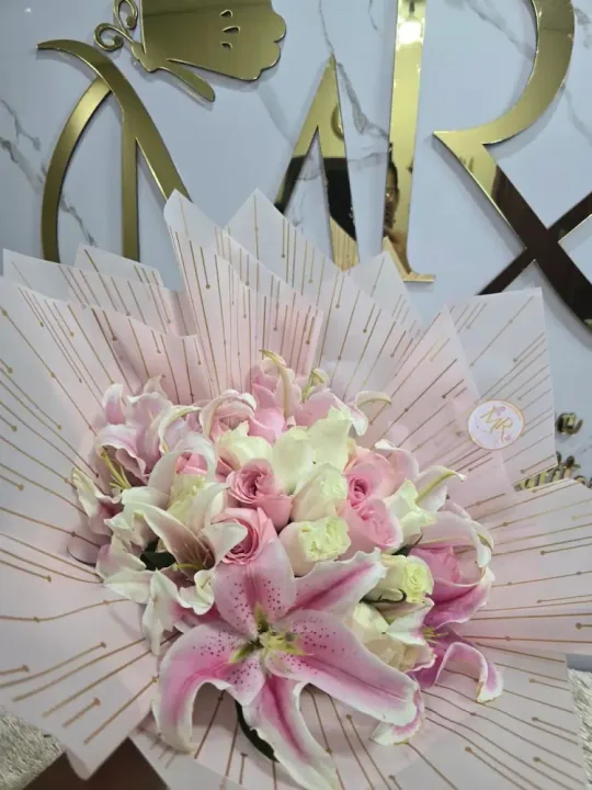 Bouquet D Lirio — 2
