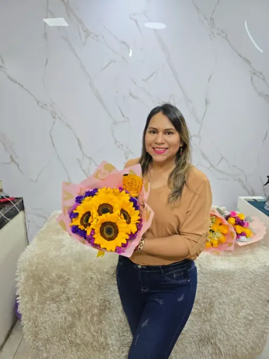 Ramo de 6 girasoles — 2
