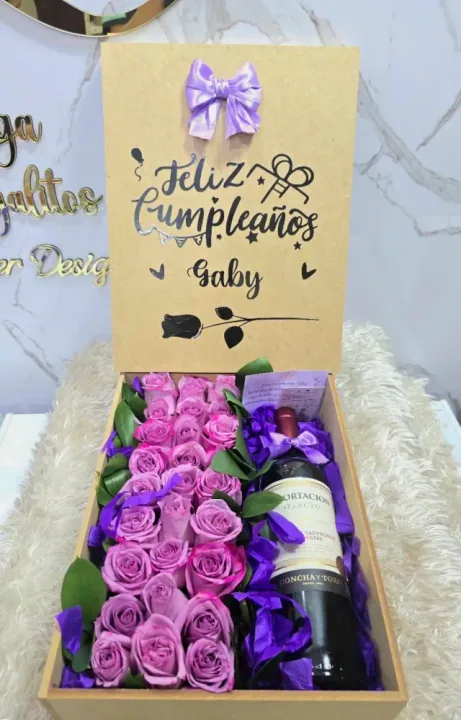Caja de vino y rosas