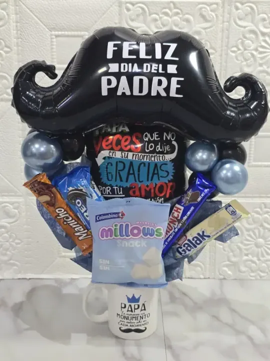 Cesta Dia del Padre con globo bigote y snacks