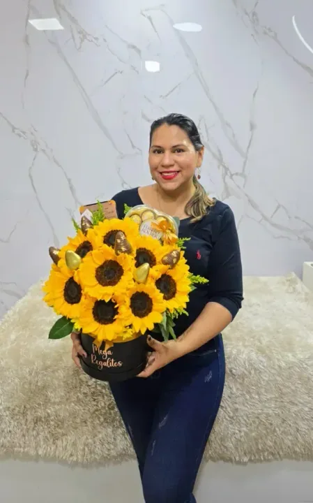 Box Deluxe de Girasoles con Chocolates